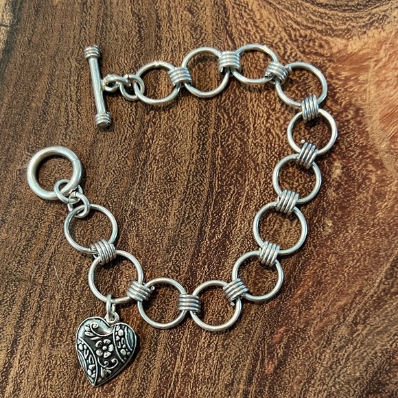 Sterling Silver .925 Heart Charm Bracelet - Picture 4 of 4